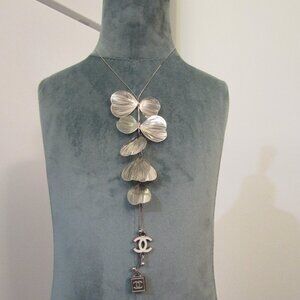 Silver tone filigree statement necklace